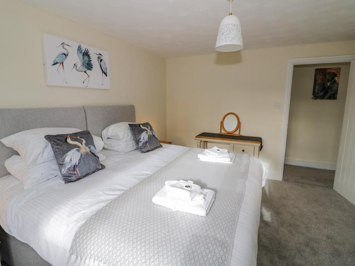 Meadowfields Villa Kidderminster Luaran gambar